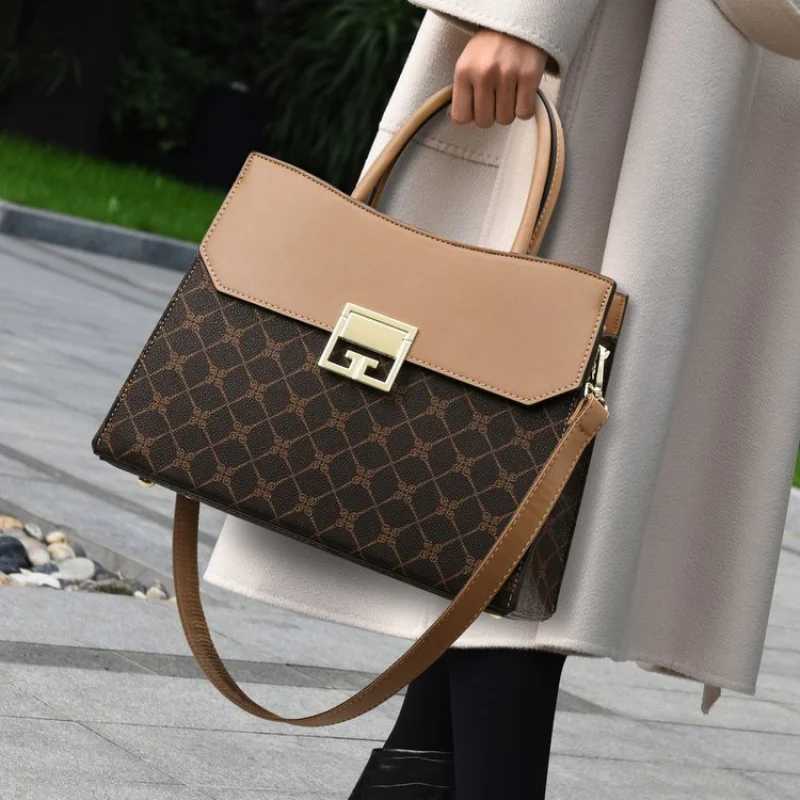 Famous Designer Ladies Shoulder Bag Premium Leather Handbag In Classic Elegant Style Luxury FashionW251106