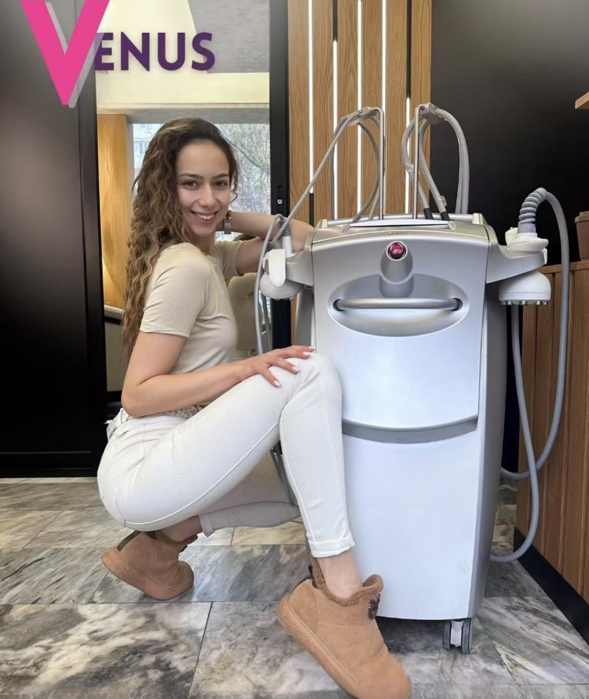 Venus Legacy RF Lifting And Slimming Beauty Device For Skin Rejuvenation Cellulite Removal Fat Dissolving And Wrinkle Reduction For Salon