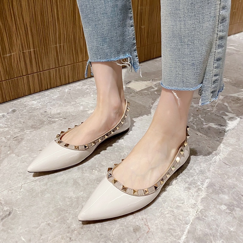 free shipping 2025new designers sandals for womens ladies Sharp rivet flat bottom soft bottom raised inside fashionable casual versatile size 35-43 fo