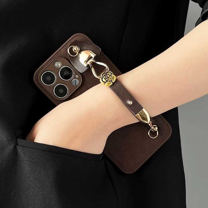 Melard Camellia Wristband Compatible with 16 Phone Case for Women 15 Pro Max/14 Pro Soft 13 iPhone 12 J251202