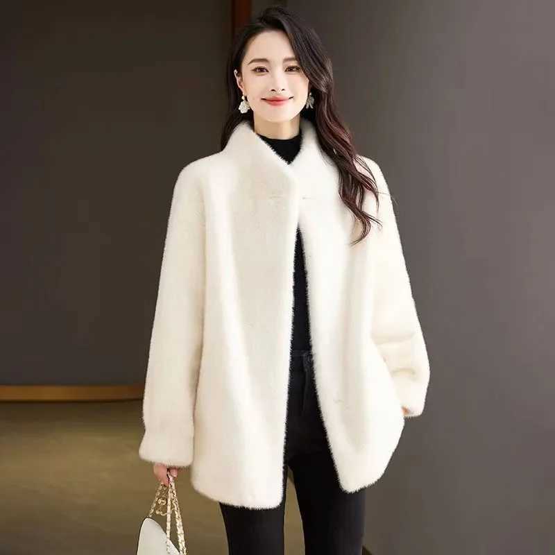 Designer woolen coat Environmental Protection Mink Velvet Coat Women New Fur Jacket Winter 2025 Thicken Fur Coat Long Fashion Collar Outwear FemaleY25
