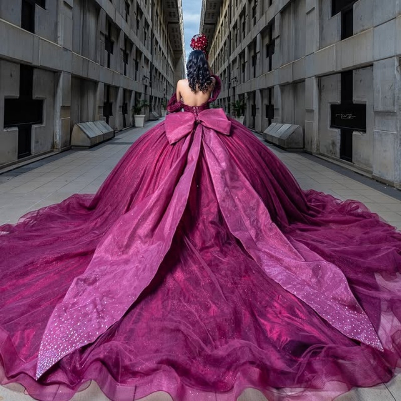 Wine Red Shiny Princess Quinceanera Dresses Off Shoulder Bow Beading Crystal Tull Sweet 16 Dress Ball Gown Vestidos De XV 15 Anos