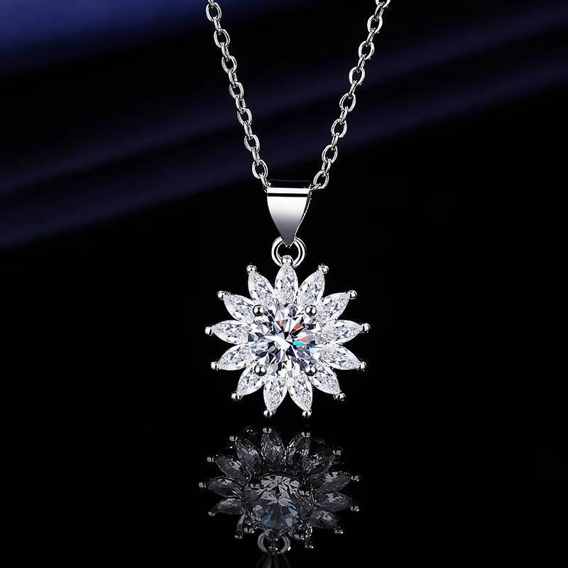 S925 Pure Silver Moissanite lightning Star Necklace Simple and Fashionable Collarbone Chain Pendant Accessory