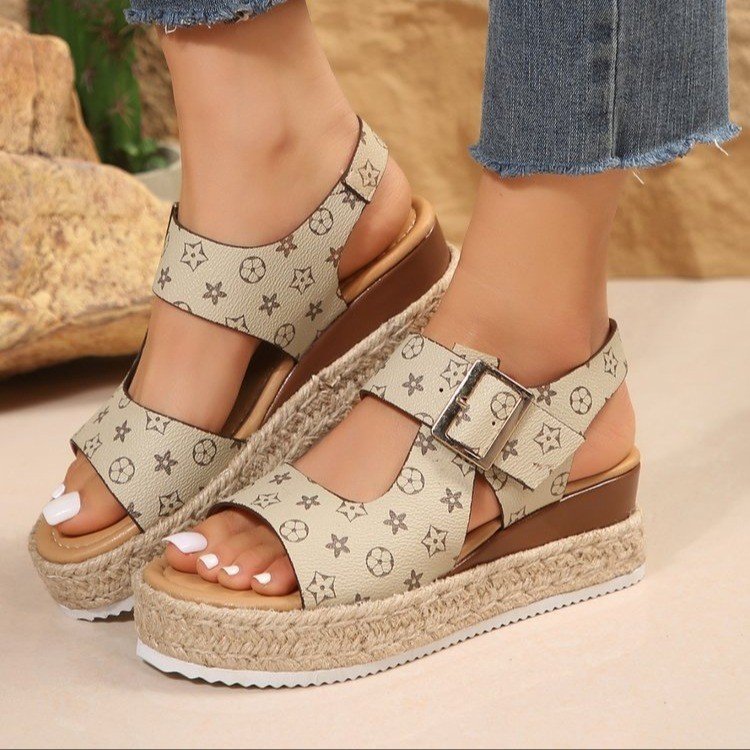 designer shoes 2025 Large size one-strap buckle mid-heel 3-5cm rubber open-toe platform sole