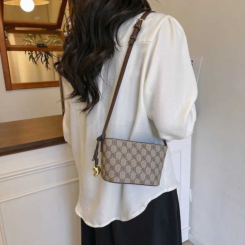 Adjustable Strap Ladies Crossbody Bag Genuine Leather Shoulder Handbag Womens Versatile Tote PurseW251106