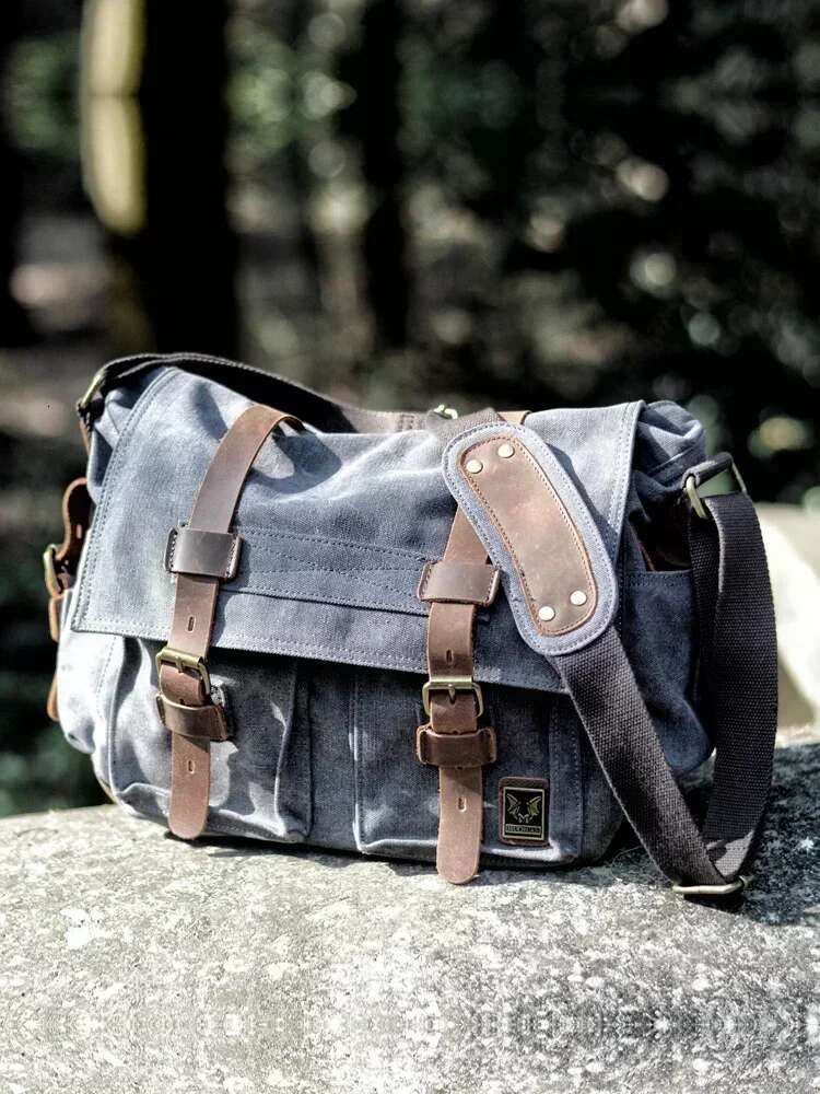 First-Layer Cowhide Waterproof Waxed Canvas Men's Briefcase Retro Shoulder Bags Messenger Travel Bag Bagpacks For Men Modern