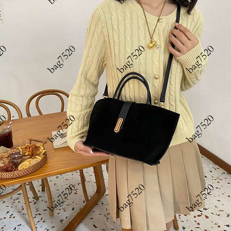 Stylish Design Retro Fashion New Faux Suede Crossbody Hasp Sewing Thread 2025 Large Capacity Commute Shoulder Bags