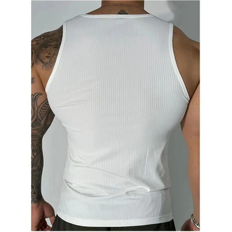 Spring and summer fashion vest mens solid round neck Ropa Hombre sleeveless pull-out tee sports hip-hop Y2K mens clothing 250403