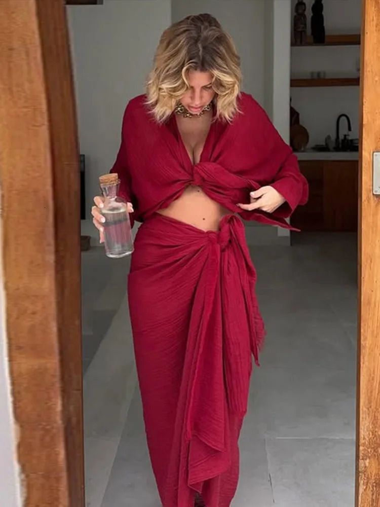 Beach cotton linen long sleeved dress for women V-neck long sleeved loose and soft suit for women summer vacation set for women 250401