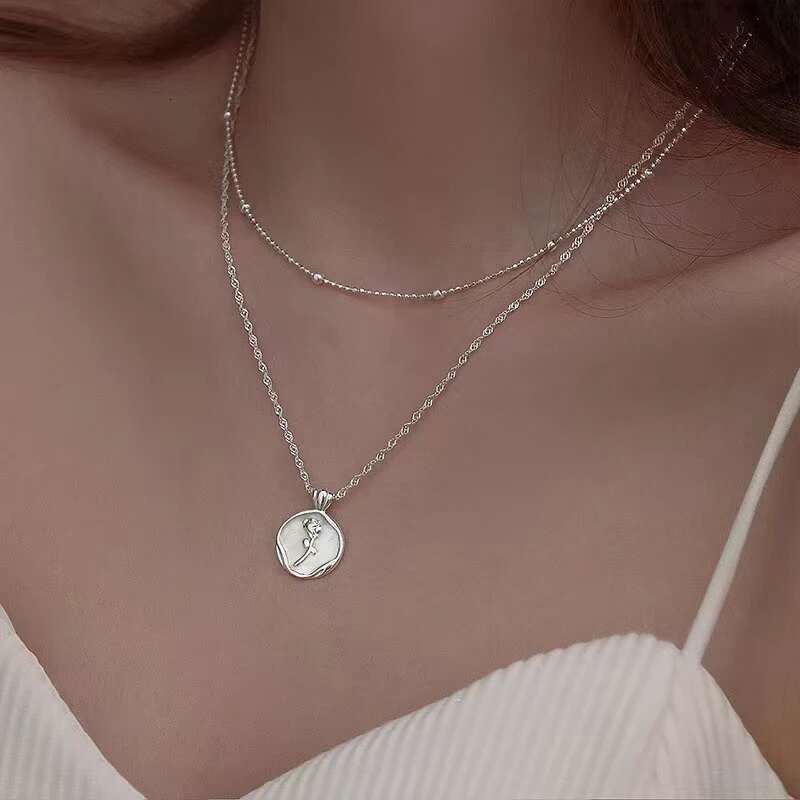 New Sterg Sier Relief Round Enamel Tulip wer Pendant Dazzg Necklace For Women Wedding Gift Fine Jewelry NK186