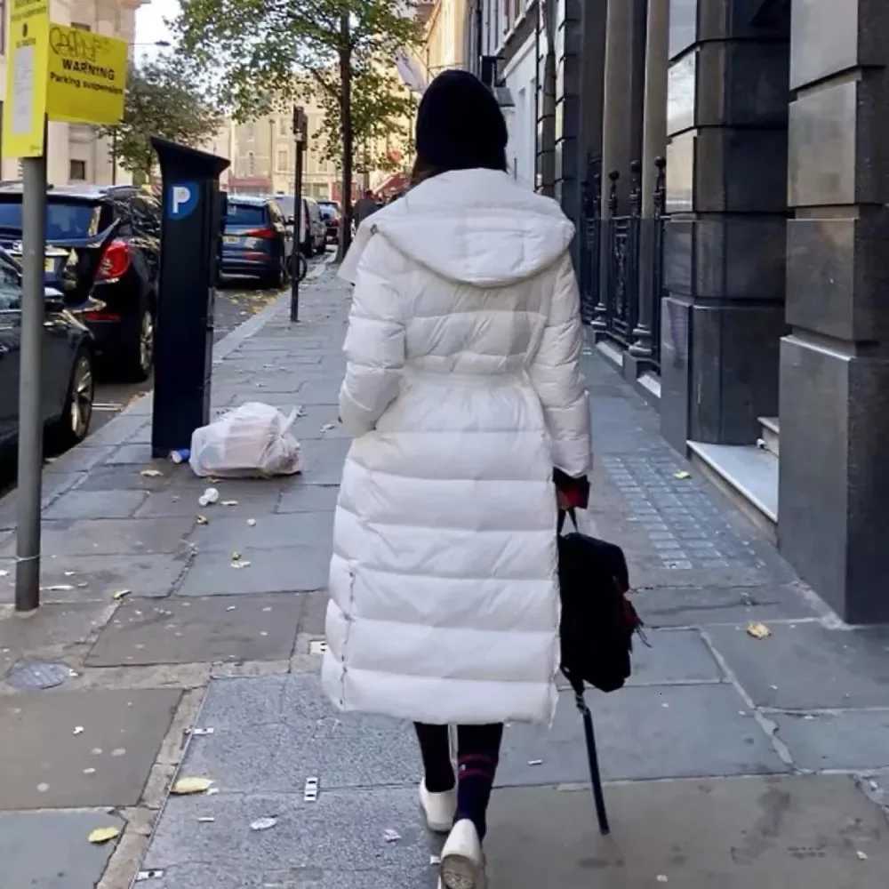 White Duck Down Jacket Women 2024 New Winter Long Hooded Warm Belt Slim Down Coat Female Korean Office Lady Casual Fashion W251106