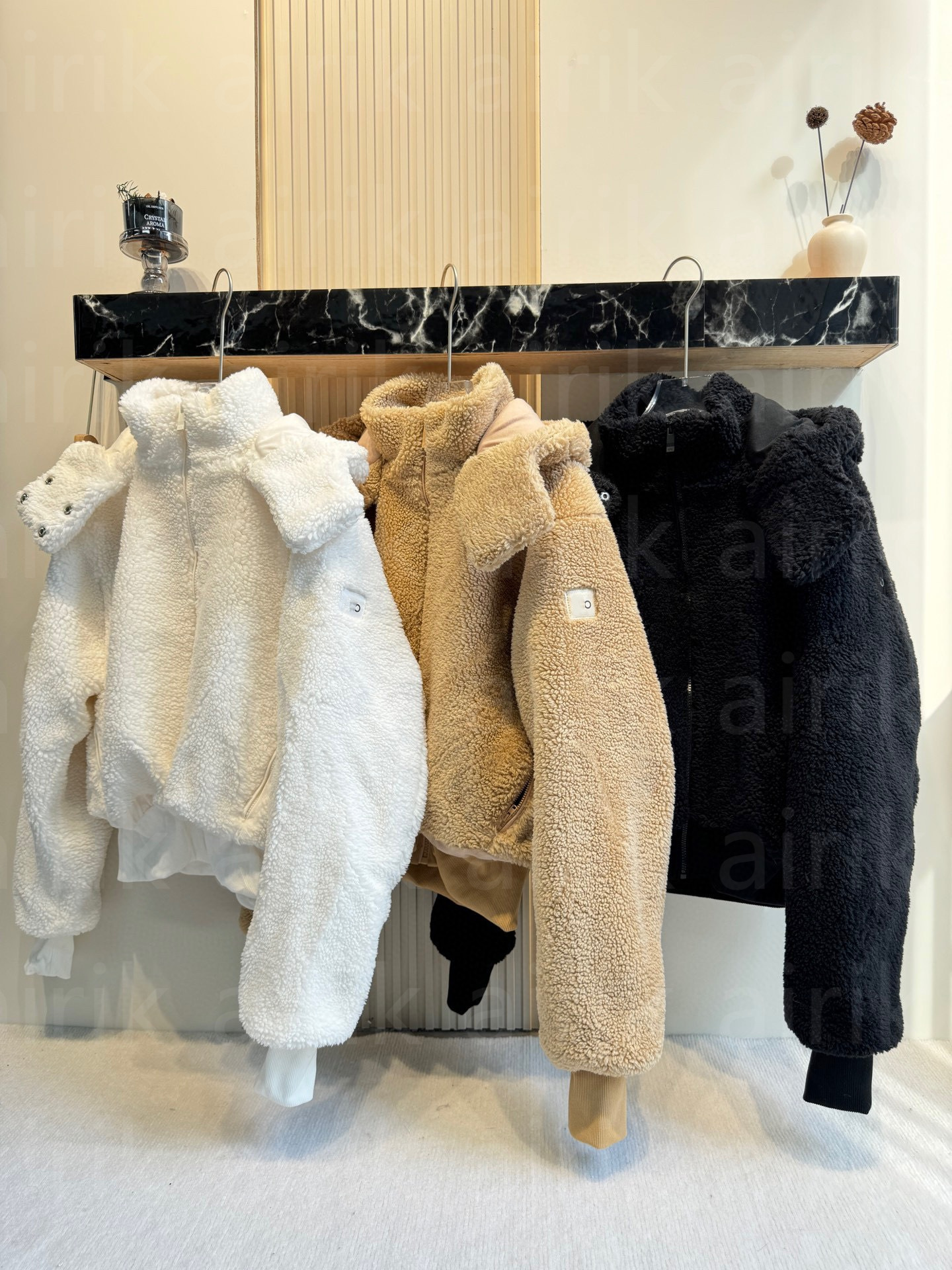 Winter Thick Warm Imitation Lamb Wool Jacket Parkas Women Fashion Trend Loose Stand-up Collar Short Coat Female Outwear Top