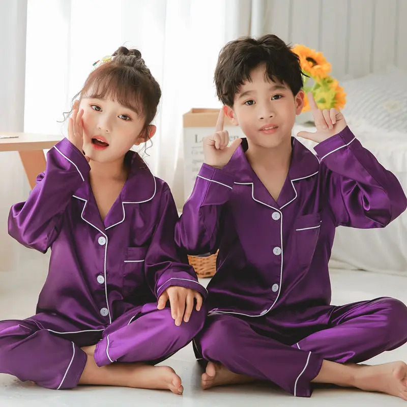 Childrens two-piece set of family clothes boys and girls pajamas spring and autumn loose thin part ice silk home decor 250403