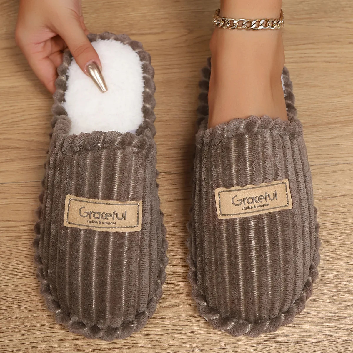 Womens Black Faux Fur Plush Flip Flop Slippers, Pull-On Outdoor Recreation House Shoes with White Sole - view 5