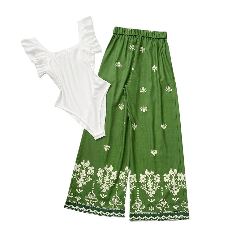 Women's Romantic Sexy Ruffle Sleeve Bodysuit & Floral Printed Wide-Leg Pants Set, Polyester Loose Vacation Outfit with White Top & Green Pants---