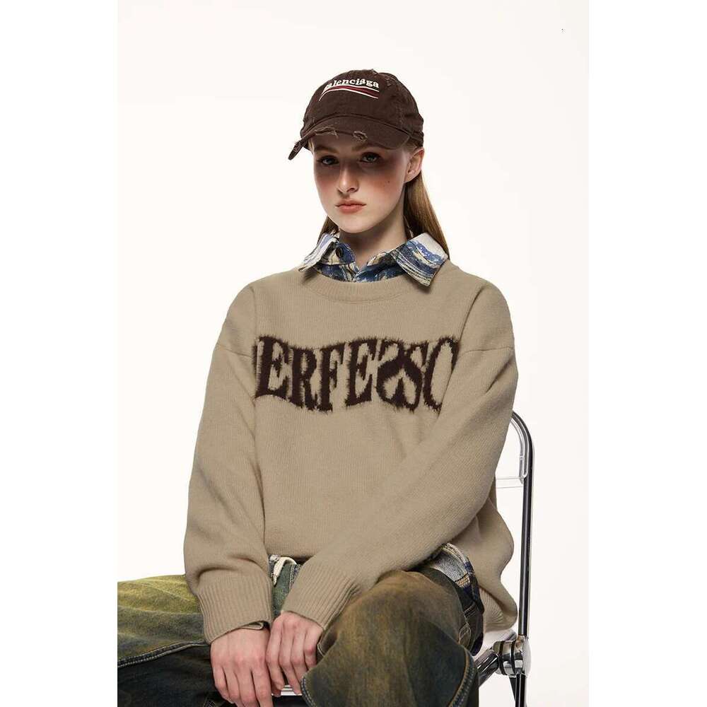 Unisex American Letter Jacquard Pullover Trendy Streetwear Loose Knitted Sweater