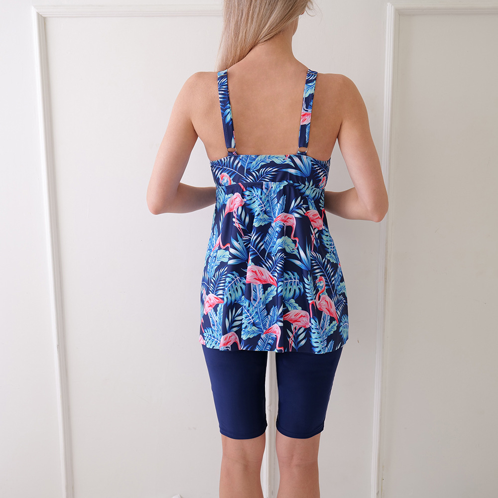 New digital printed skirt style split swimsuit, women's leg length shorts, beach swimsuit