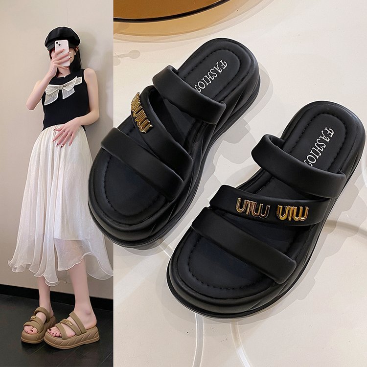 Women's 2025 Summer slippers comfortable non-slip outdoor trend casual flip-flops beach shoes