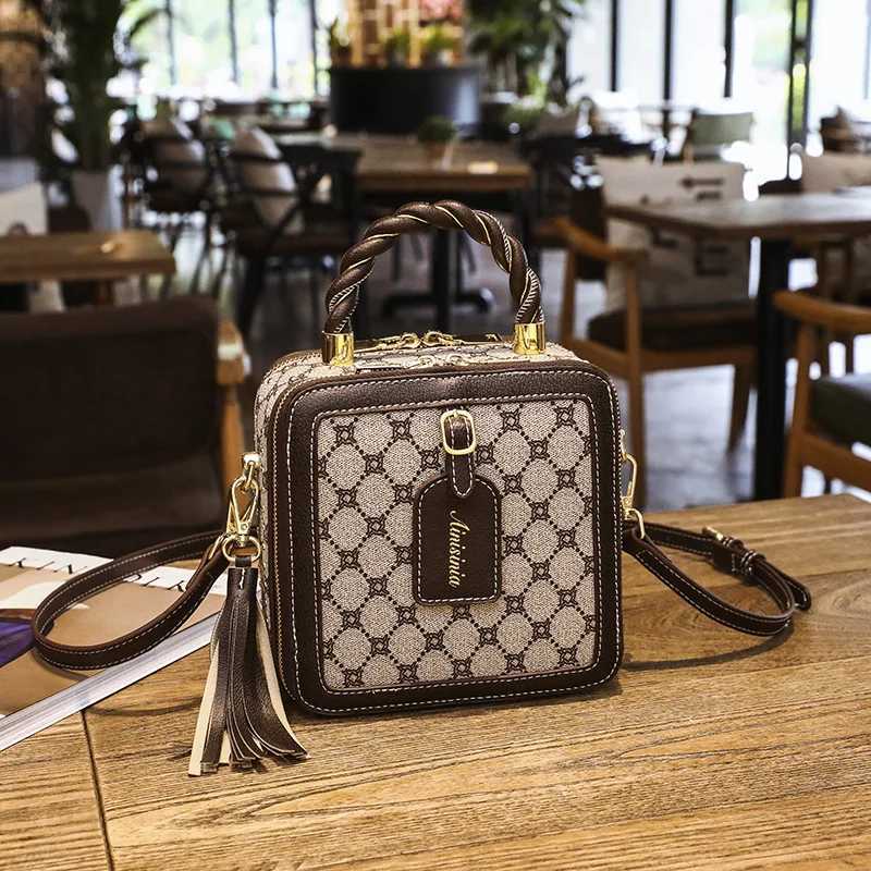 Womens Elegant Leather Tote Bag Handbag Shoulder Bag Crossbody Bag Luxury Brand Famous DesignerW251106