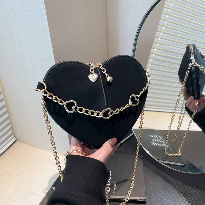 2025S New Model Designer Bag Love Fashion Spring Summer Small For Women Shoulder Edition Lipstick Crossbody Bag Totebag