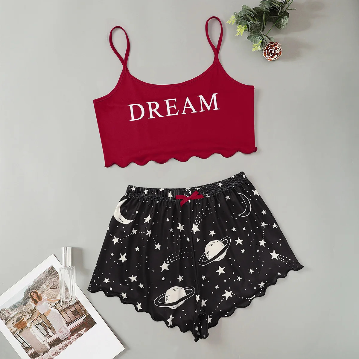 Womens Pajamas Set Sexy Lingerie Starry Sky Print Sling Sleepwear V-Neck Sleeveless Top and Shorts Sets Pyjamas Homewear 250402