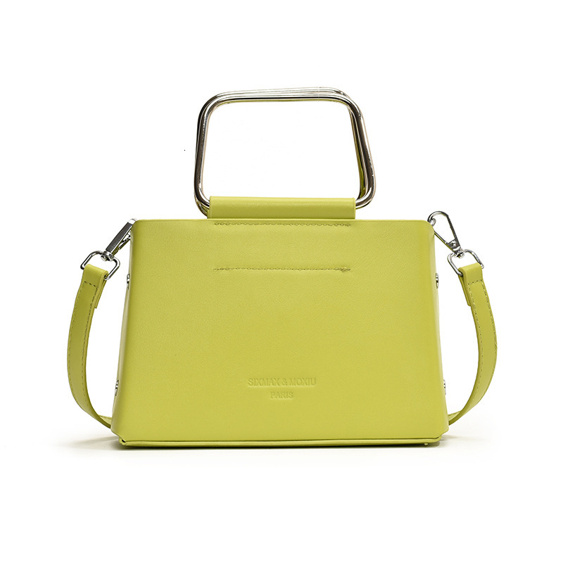 2025S Designer Women S Bag Hand Carried Large Fashionable Women S Texture Crossbody Summer New Ins Small Square Commuting Korean Version Shoulder Bag
