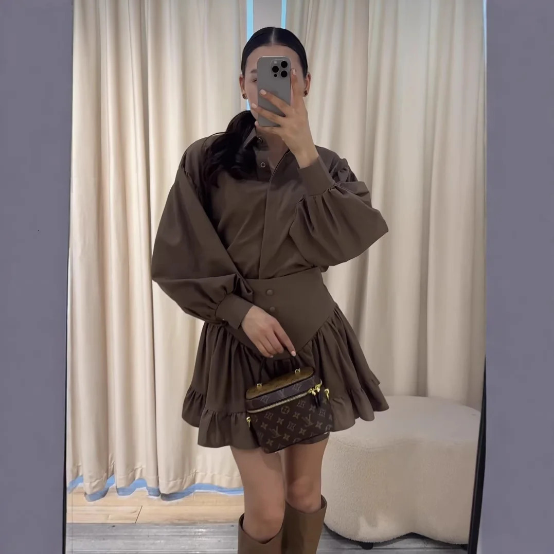 Elegant twopiece fashionable womens single chest lapel pleated shirt short sleeved set casual spring and summer 250403