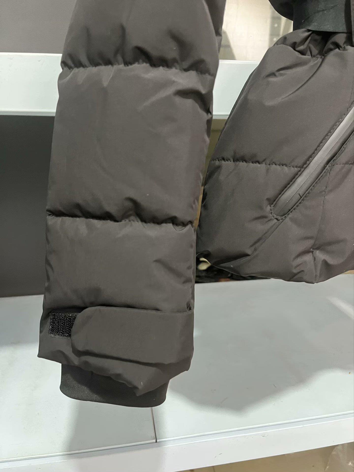 Women's designer Down winter jacket women skiing Outerwear Coat Mens Windproof Warm Thickened puffer jacket