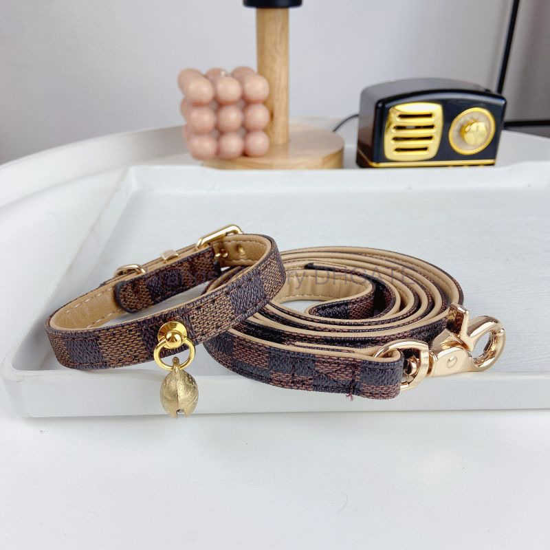 Trendy Pet Collar Teddy Fighting Shiba Inu Cat Old Flower Classic Dog Collar Traction Rope Set