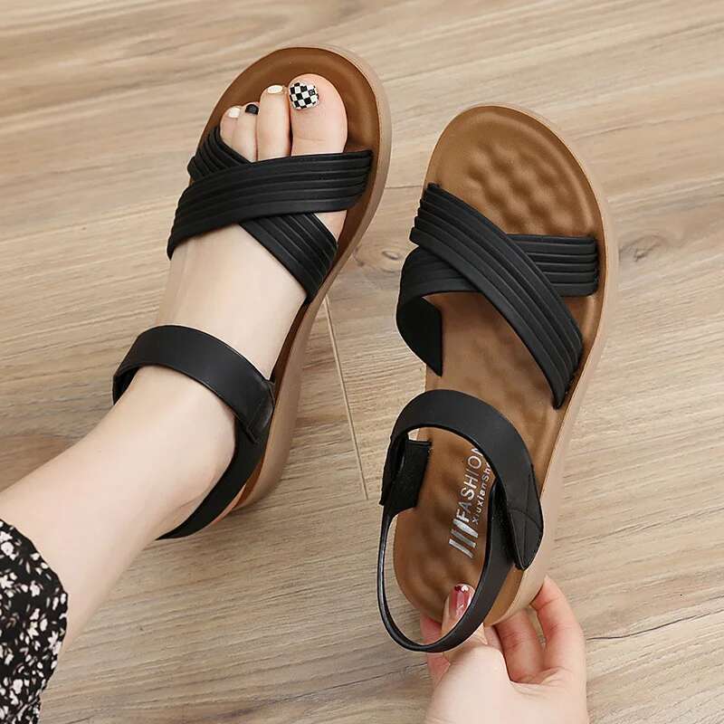 2025 Summer New White Designer Fashion Flat Shoes Women's Sandals Soft Leather Nurse Work Shoes