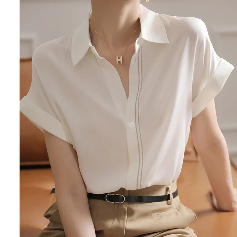White Silk Shirts Women Spring Short-sleeved Loose Silk Tops With High Short Temperament And High Quality Silk T-shirt 250402