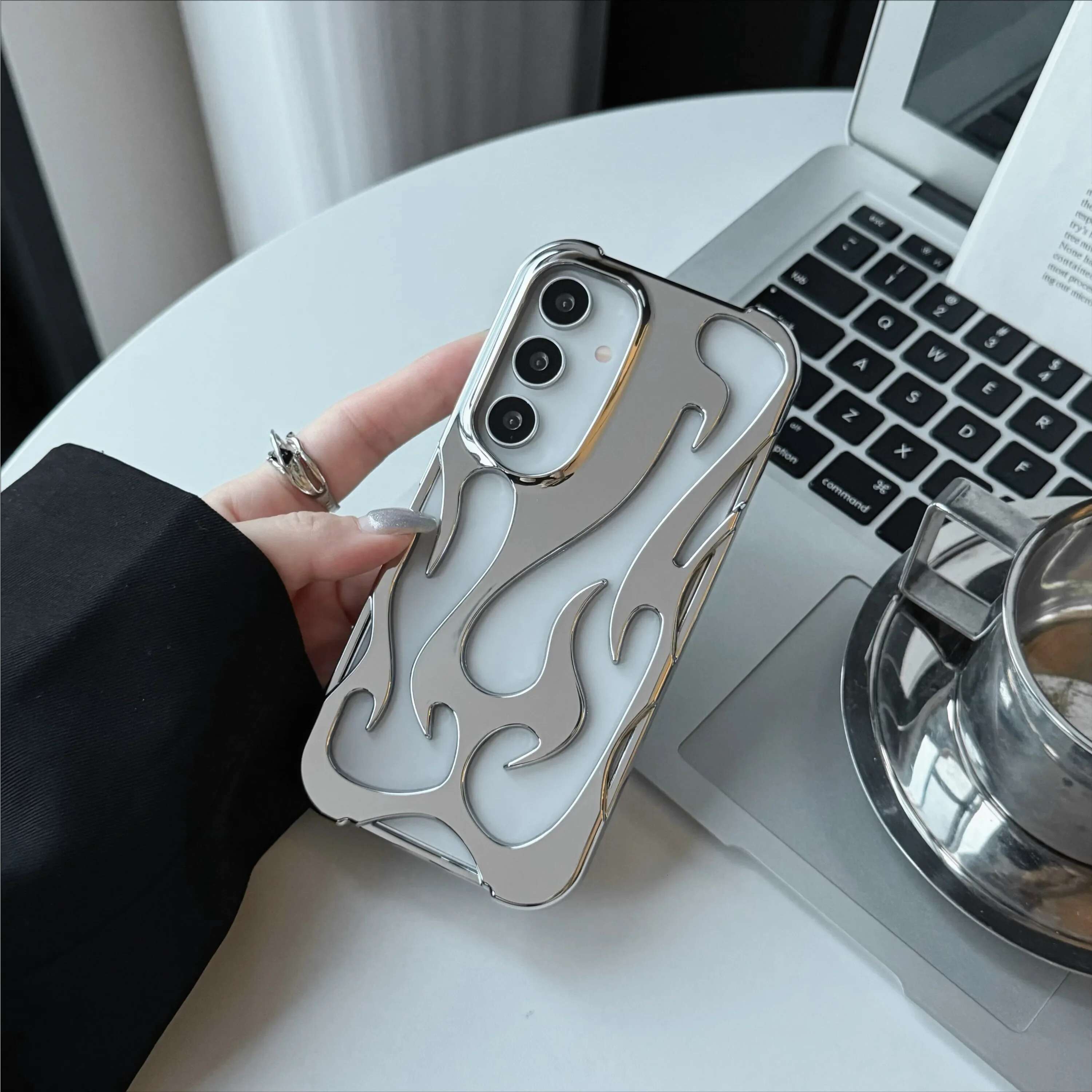New 3D Flame pattern Case For Samsung Galaxy S25 S24 S22 S23 Ultra A16 A55 A54 A06 A15 A14 Hollow Slim Shockproof soft Cover