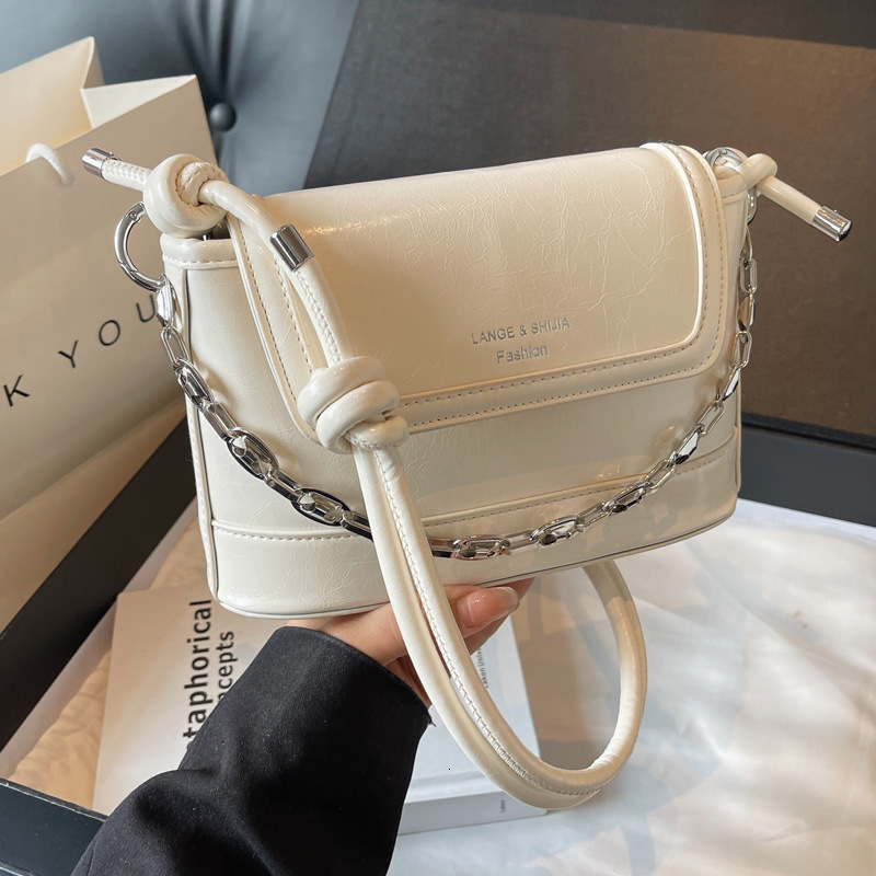 2025S Designer Women S Bag Internet Celebrity Fashion Underarm For Women Versatile Crossbody Small Square New Summer Minimalist Chain Single Shoulder 
