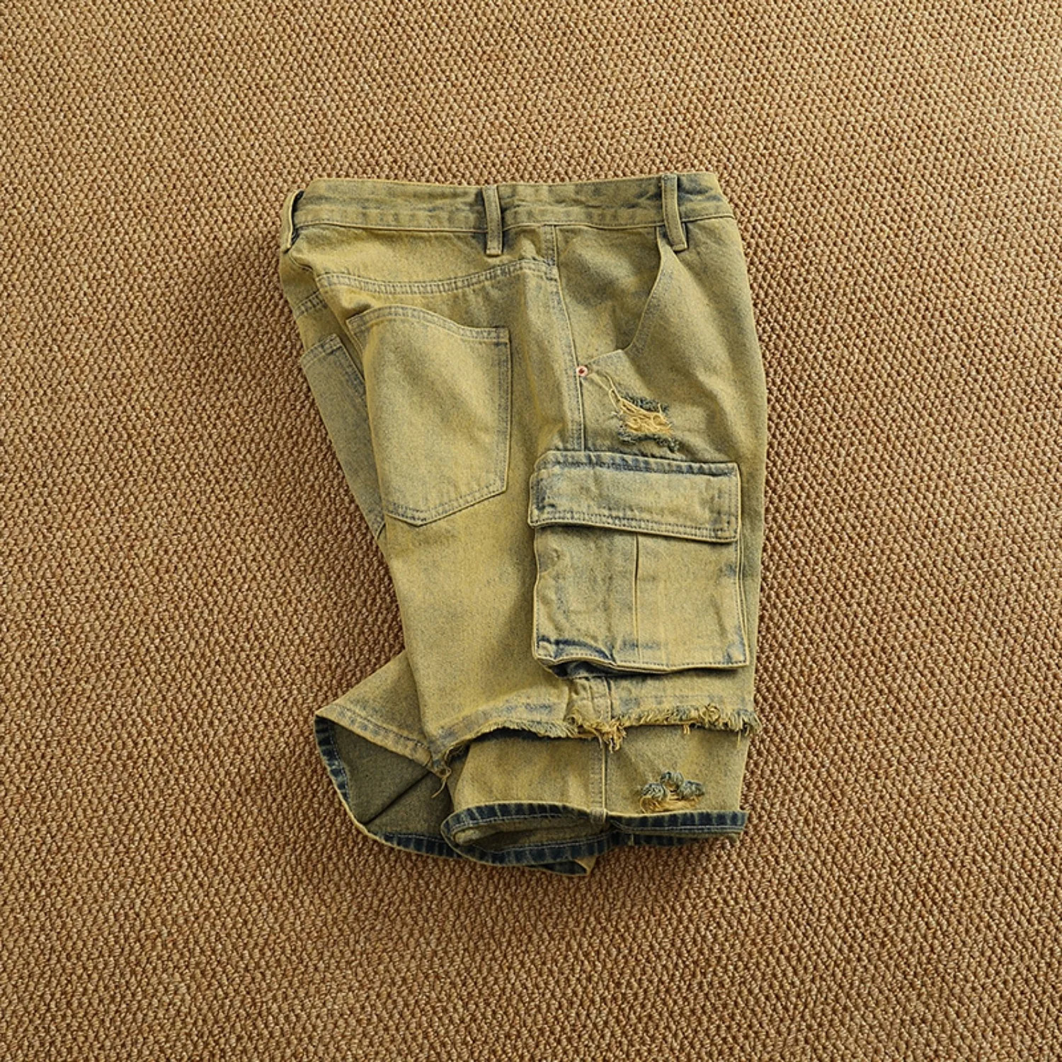 Personality Yellow stains old washed denim shorts mens summer pockets multi pocket cargo quarter pants 250402