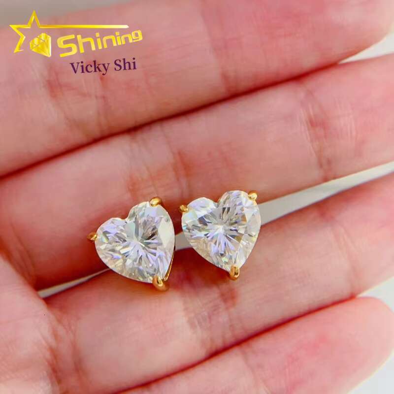 GRA Certificated Ready to Ship Heart Shape Stud Earrings 925 Silver Pass Diamond Tester Women Moissanite Earrings