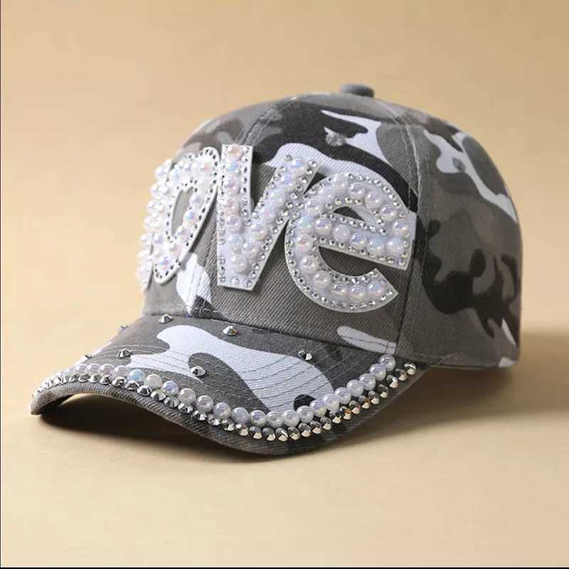 Mens and Womens Rhinestone Baseball Caps Rivet Camouflage Curved Brim Baseball Caps Sun Protection and Shading Caps L251105