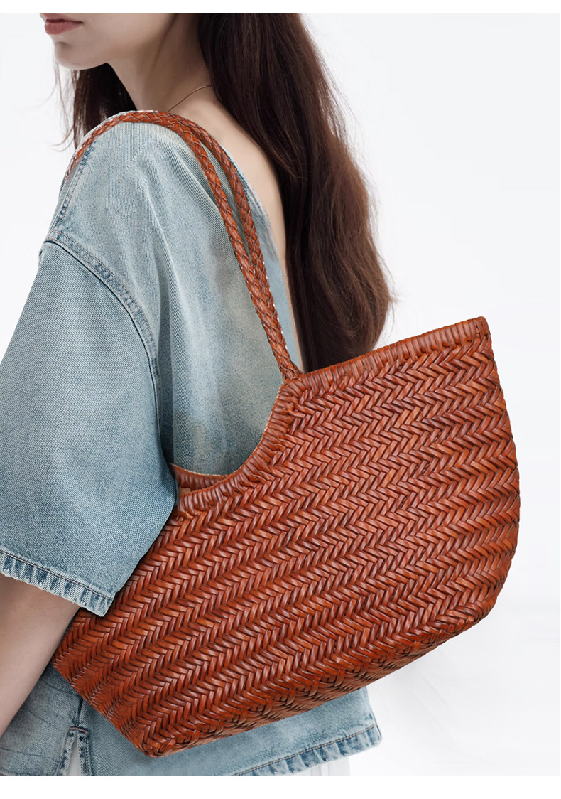Free shipping designer bags new Spring and summer women's handbag cowhide underarm tote genuine leather niche woven bag large-capacity vegetable 