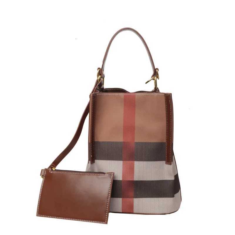 Niche - Designed Jute Tote Bag with Simple Retro Plaid and First - Layer Cowhide - Large Capacity Shoulder - Portable StylishW251106