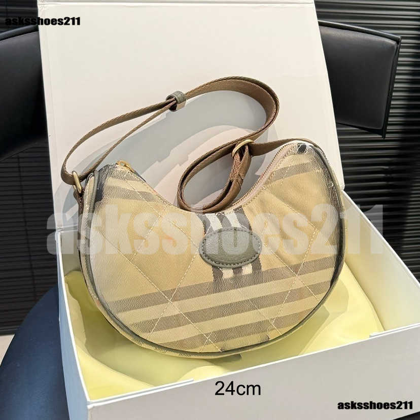 designer bag tote bag unisex shoulder bag messenger bag Chest pack hobo winter moon bag mens and womens handbag purse full color cute Evening Bags Size 23cm 33cm