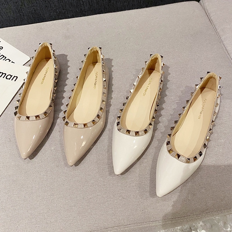 free shipping 2025new designers sandals for womens ladies Sharp rivet flat bottom soft bottom raised inside fashionable casual versatile size 35-43 fo