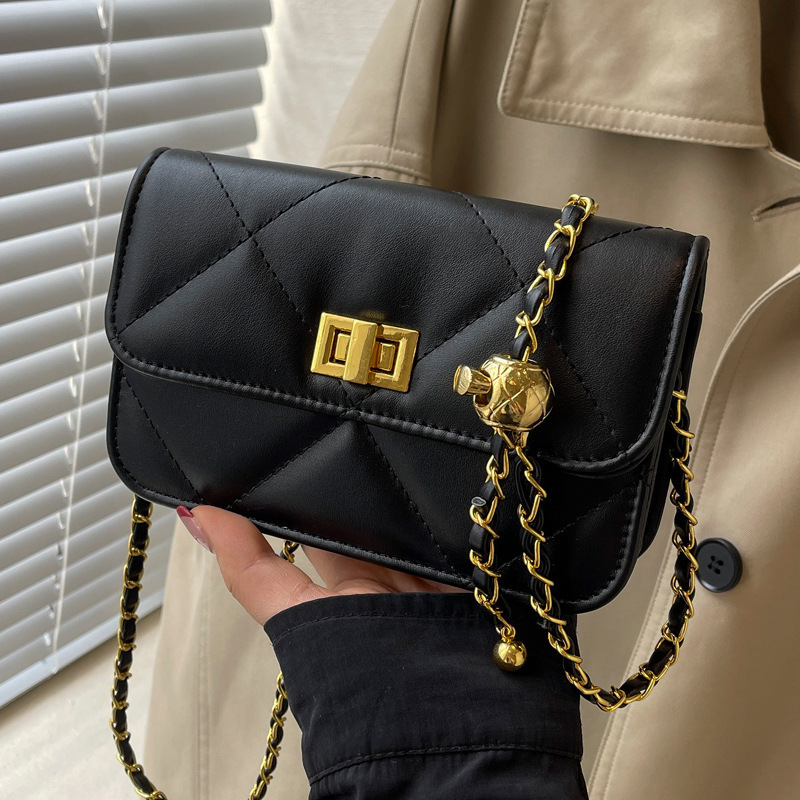 2025S Designer Women S Bag Crossbody For Women New Diamond Grid Soft Leather Small Square Bag Fashionable Versatile Stylish And Simple Chain Shoulder 