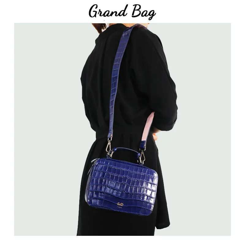Genuine Cowhide Leather Small Bags Blue Crocodile Pattern Women Travel Crossbody Handbags New Fashion Female Bag Flap