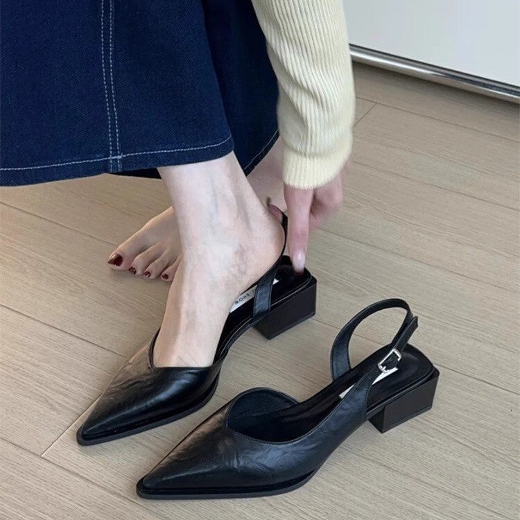 2025S Women s Designer Sandals Shallow Mouth Small Heels High Heels Spring summer French New Style Pointed Fine Heels Simple Outdoor Leisure Beach Sli