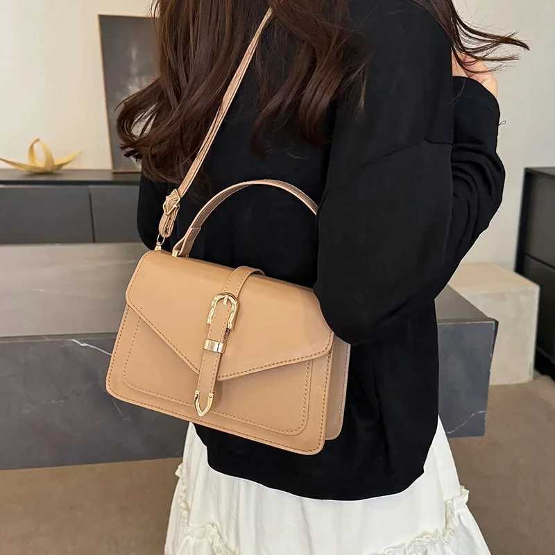 Retro Fashionable Simple Leather Belt Decorated Shoulder Crossbody Handbag Womens Small Square Bag Stylish Casual BagW251106