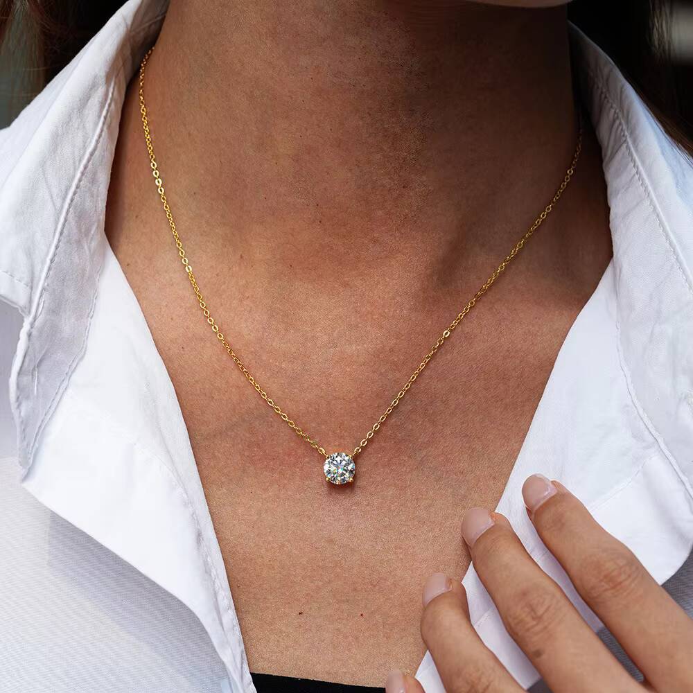 Delicate Trendy Fashion Accessories 925 Sterling Silver Jewelry 14k Gold Plated D Color Moissanite Pendant Necklace for Women