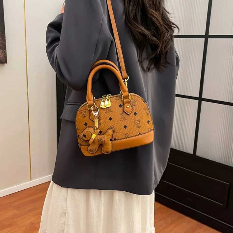 Stylish Handbag Womens Leather Finish Luxury Brand Collection Famous Designer Inspiration Perfect GiftW251106