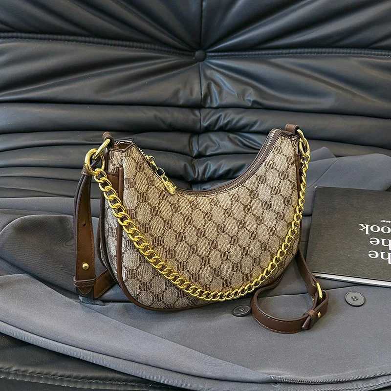 Designer Womens Tote Bag Premium Leather Crossbody Handbag Elegant Shoulder Purse Classic Messenger BagW251106