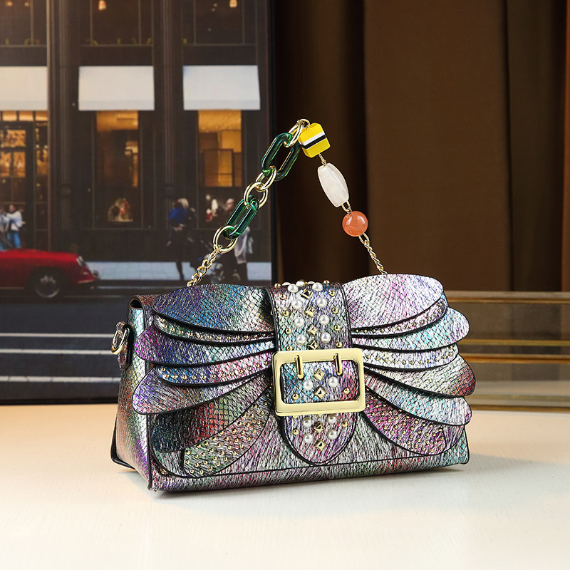 Pearl Rivet Wing Heavy-Duty Acrylic Chain Small Square Bag, Temperament Handbag, Trendy And Fashionable Crossbody Bag