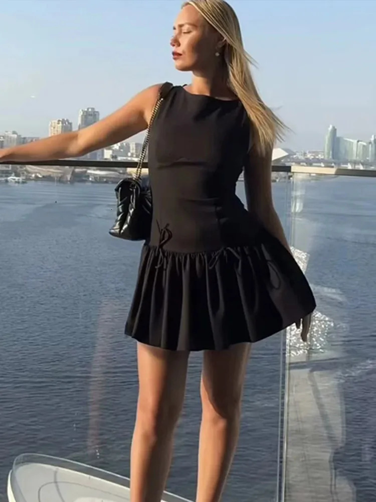 Fashionable Y2K butterfly pleated mini dress for women elegant sleeveless O-neck short skirt for women A-line high waisted evening gown 250402