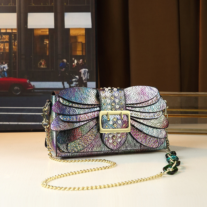 Pearl Rivet Wing Heavy-Duty Acrylic Chain Small Square Bag, Temperament Handbag, Trendy And Fashionable Crossbody Bag